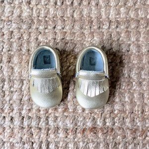 ✨ sold ☀️metallic gold baby moccasins